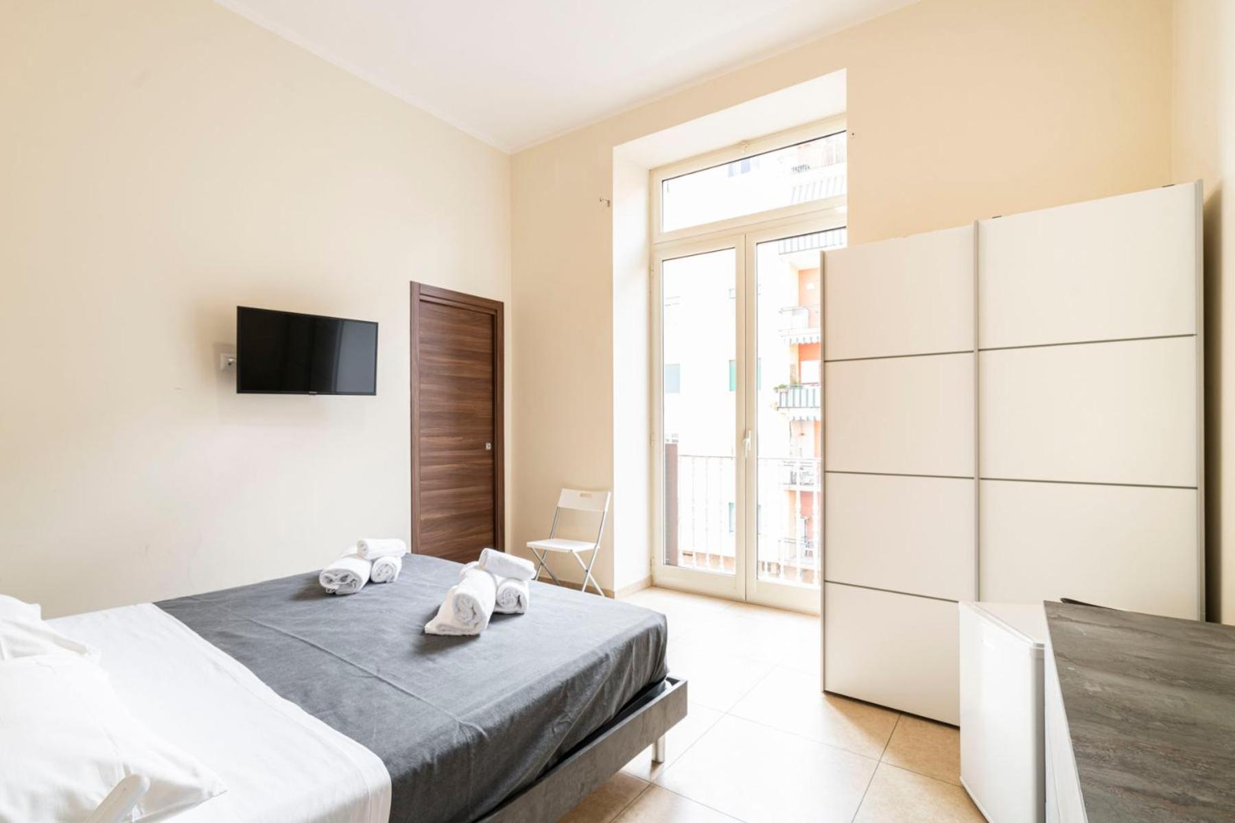 Corso 138 - Sleep & Fly - By Domusextra Bed & Breakfast Naples Exterior photo